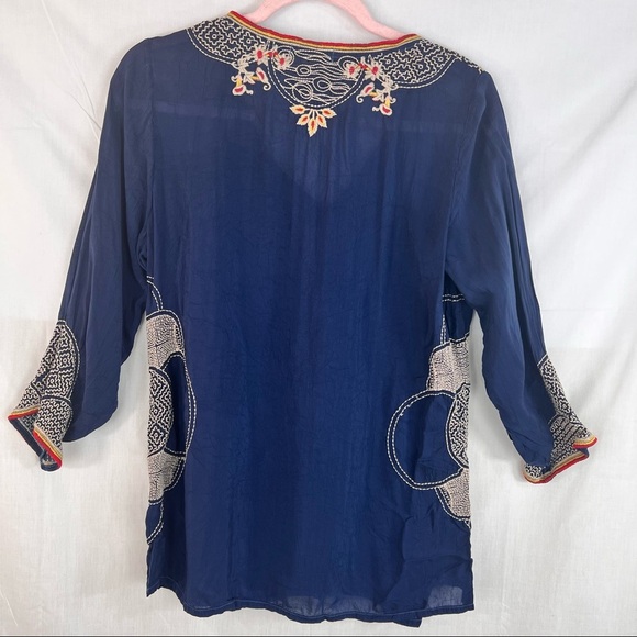 Johnny Was Peyton Blouse Women's S Colorful Embroidered Blue Rayon Boho V-neck - Picture 4 of 11